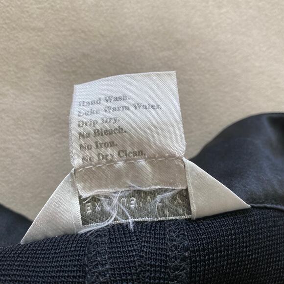 Exclusively Misook Knit 100% Acrylic Polyester Trim Black Pants Size Large EUC - Picture 4 of 7